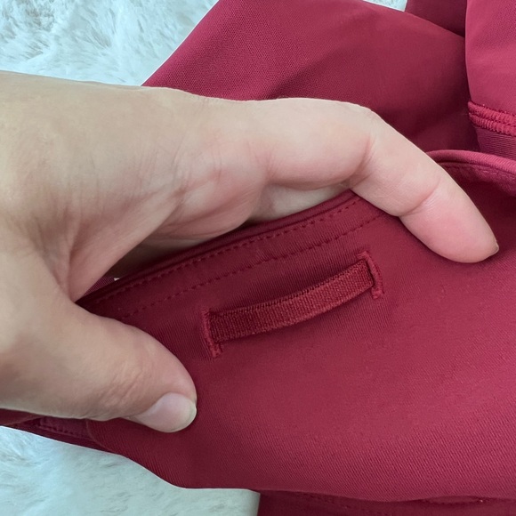 Womens Lululemon Dark Red Leggings with Mesh Cut-Outs Size 4 - Picture 6 of 15